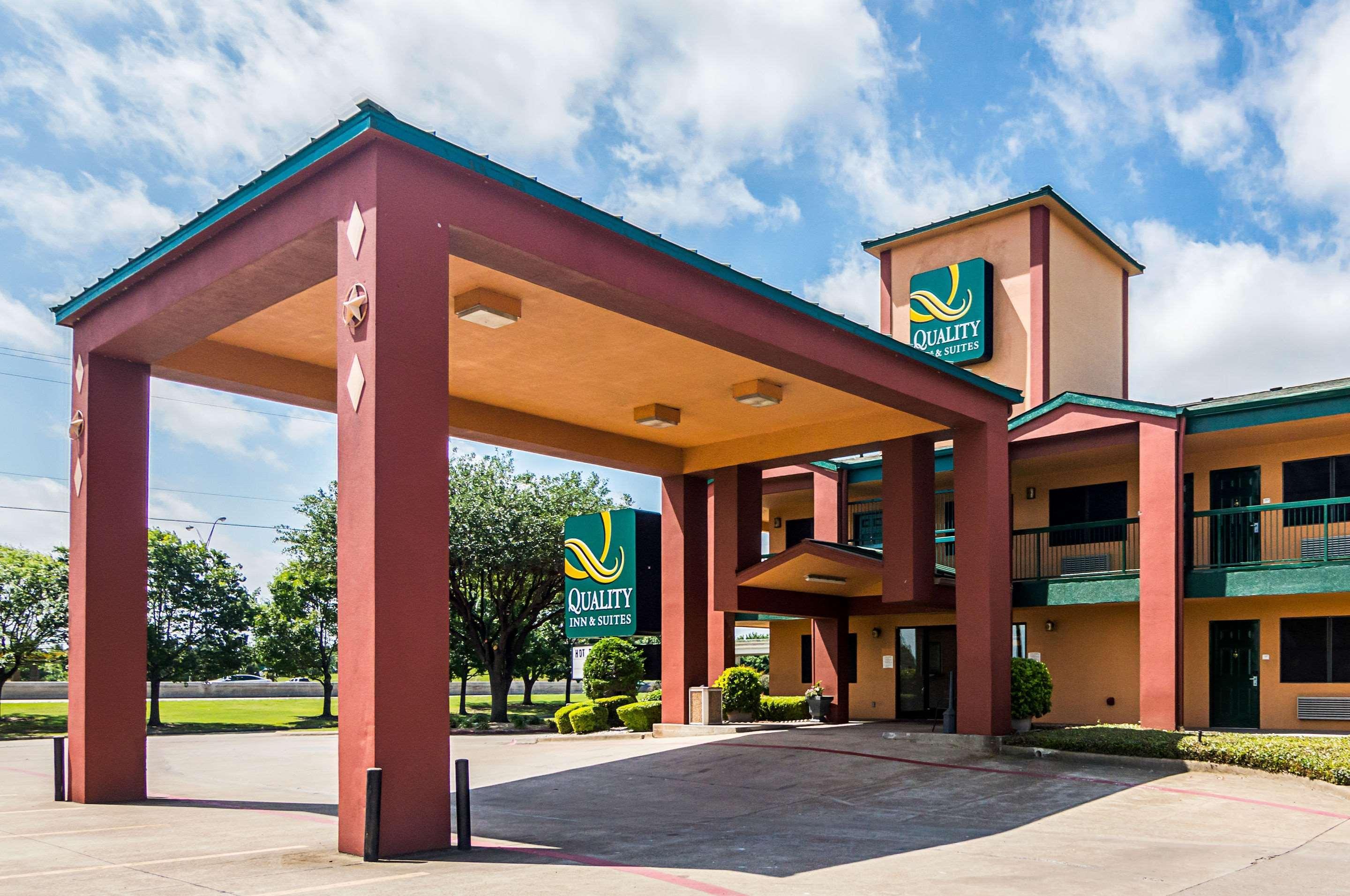 Quality Inn & Suites Garland - East Dallas Exterior foto